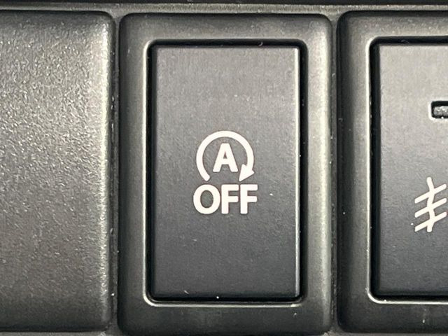 �y�A�C�h�����O�X�g�b�v�z�ԐM����a�؂Œ�Ԃ����ۂɃG���W�����~���A���ʂȔR���̏����}���܂��B�R��������ی�ɂȂ���@�\��G���W���̓u���[�L�𗣂��΍Ďn�����܂��B