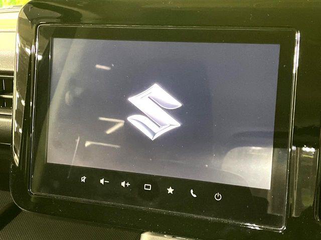 �y����9�C���`�i�r�z�l�C�̏����i�r�𑕔����Ă���܂��B�i�r�̎g���₷���͂������A�I�[�f�B�I�@�\���[��!�L�����v�◷�s�͂������A�ʋ΂┃�����ȂǕ��i�̃h���C�u���y�����Ȃ�͂���