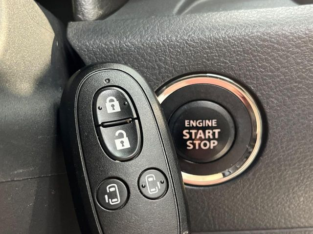 �y�L�[���X�X�^�[�g�V�X�e���z�J�o����|�P�b�g�ɓ��ꂽ�܂܂ł��h�A�̎{���E�������\�ȃX�}�[�g�L�[�𑕔��B�G���W���̃I���E�I�t�����J�M�����o���K�v����������Ƃ��Ă��֗��ł���