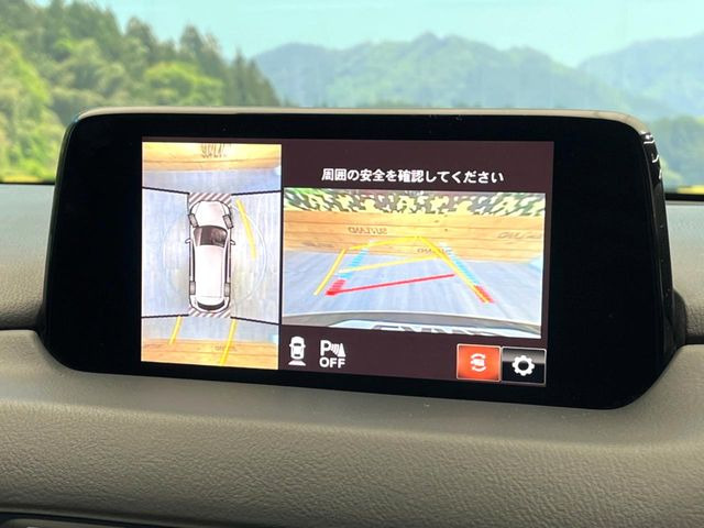 �y360&deg;�r���[���j�^�[�z��p�̃J�����ɂ��A�ォ�猩���낵���悤�Ȏ��_��360�x�N���}�̎��͂��m�F���邱�Ƃ��ł��܂������p�������m�F���₷���A�����ꏊ�ł̐؂�Ԃ��⒓�Ԃ��X���[�Y�ɍs���܂��B