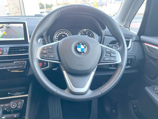 ���n���h�����̃X�������Ȃ��A���ꂢ�ȏ�Ԃ��ێ����Ă���܂��B�e�X�C�b�`���̓�����m�F�ς݂ł��B