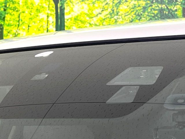 �yi-ACTIVESENSE�z���s���ɑO���̎ԗ�����F�����A�Փ˂������Ȏ��͌x��ƃu���[�L�ŏՓˉ���Ɣ�Q�y�����A�V�X�g�B�����S�Ƀh���C�u�����y���݂��������܂��B