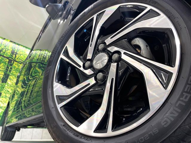 �y����15�C���`�A���~�z�C�[���z�O�ςɃ}�b�`���������A���~�z�C�[���𑕒����Ă���܂��B�e��ЊO�A���~�z�C�[����A�X�^�b�h���X�^�C�����戵�����Ă���܂��B���񂲑��k����������