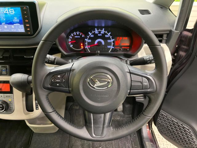 �y�����v�����X�e�A�����O�z�㎿�Ȋv���g�p���邱�ƂŁA��ɂ����������݂ƂĂ��^�]���₷���n���h���ł���