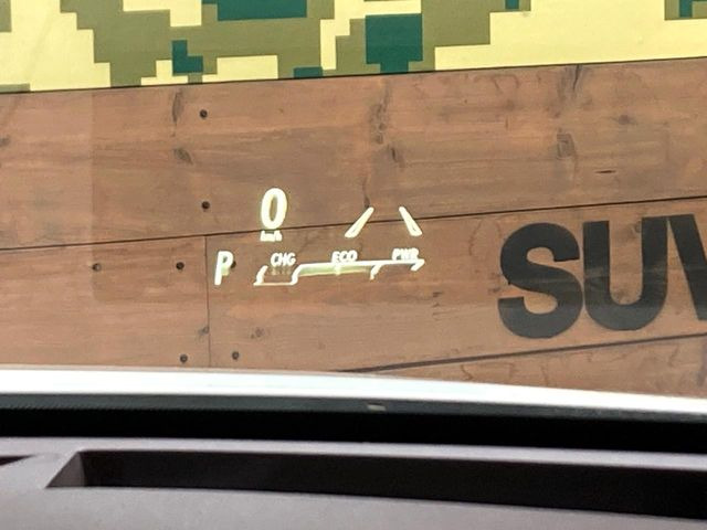 �y�w�b�h�A�b�v�f�B�X�v���C�z���݂̑��x�⑖�s�����f�W�^���\���ŉ^�]�ȑO���̃K���X�ɓ��e!�^�]���A�ڐ������炳���K�v�ȏ����m�F�ł���̂łƂ��Ă��֗��ň��S!