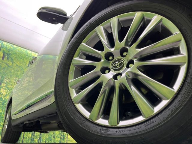 �y18�C���`�A���~�z�C�[���z�O�ςɃ}�b�`�����A���~�z�C�[���𑕒����Ă���܂��B�e��A���~�z�C�[����A�X�^�b�h���X�^�C�����戵�����Ă���܂��B���񂲑��k����������