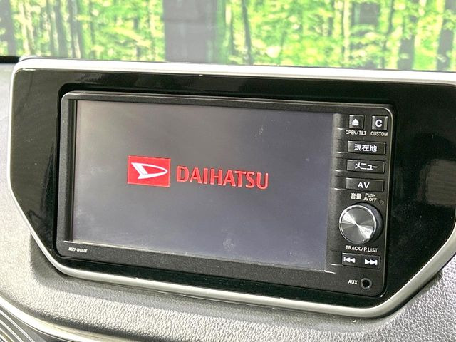 �y�����i�r�z�l�C�̏����i�r�𑕔����Ă���܂��B�i�r�̎g���₷���͂������A�I�[�f�B�I�@�\���[��!�L�����v�◷�s�͂������A�ʋ΂┃�����ȂǕ��i�̃h���C�u���y�����Ȃ�͂���