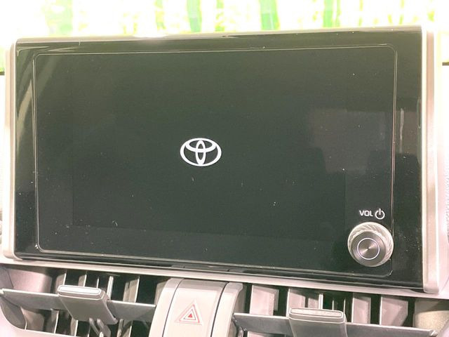 【8インチ ディスプレイオーディオ】大画面のディスプレイはAppleCarPlayやAndroidAutoが利用可能。大きな画面でスマホナビアプリ等が利用いただけます♪