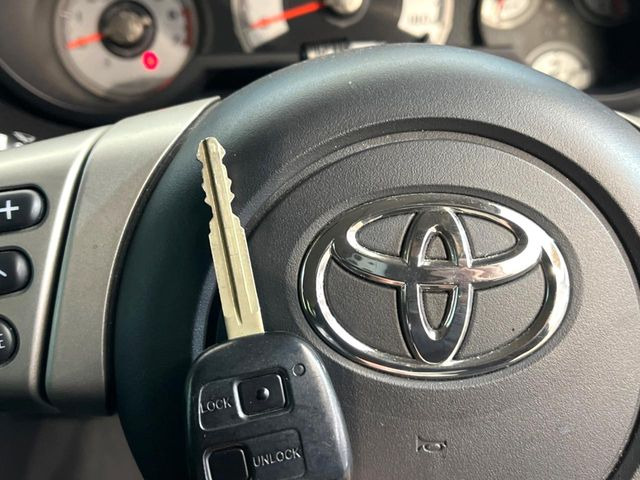 �y�L�[���X�z�������ꂽ�ꏊ����ł��{�^����Ńh�A�̊J���E�{�����ł���̂łƂ��Ă��֗�!�h�A�̌�������ɏ������邱�Ƃ�����܂����