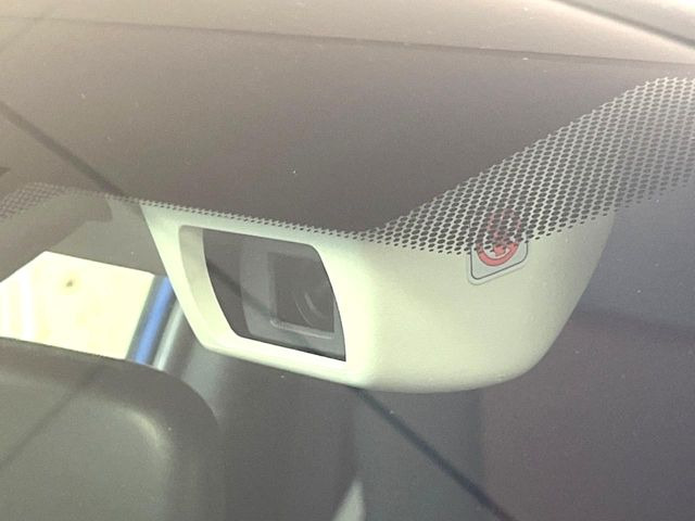 �y�A�C�T�C�gVer3�z�O���̎ԗ��������m���A�Փ˂������Ȏ��͌x��Œ��ӂ𑣂��A�u���[�L�𓥂ޗ͂��T�|�[�g�B�u���[�L�𓥂߂Ȃ������ꍇ�͏Փ˔�Q�y���u���[�L���쓮�A�Փˉ�����T�|�[�g���܂��B