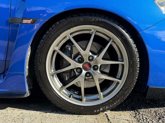 STI����BBS�z�C�[��(�O��245/40R18)