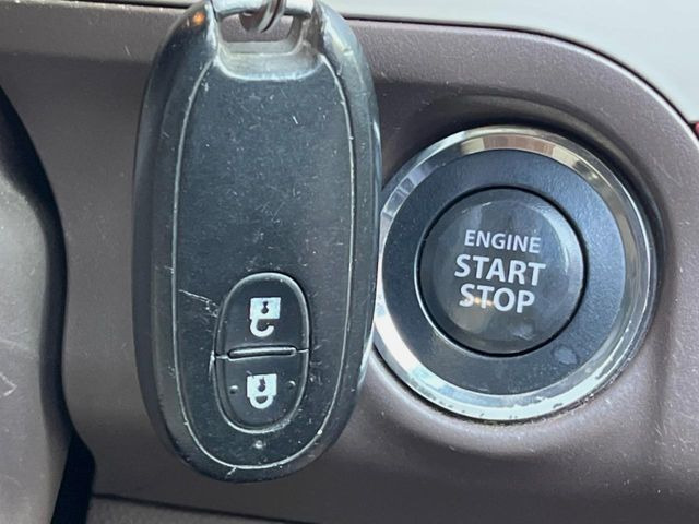 �y�L�[���X�X�^�[�g�V�X�e���z�J�o����|�P�b�g�ɓ��ꂽ�܂܂ł��h�A�̎{���E�������\�ȃX�}�[�g�L�[�𑕔��B�G���W���̃I���E�I�t�����J�M�����o���K�v����������Ƃ��Ă��֗��ł���