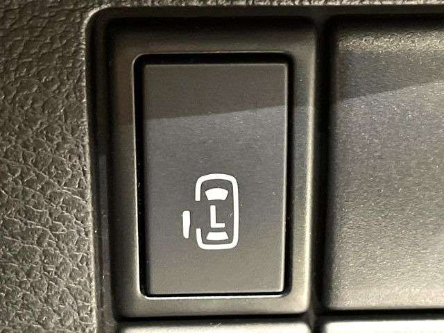 �y�p���[�X���C�h�h�A�z�X�}�[�g�L�[��^�]�Ȃ̃X�C�b�`�ŃX���C�h�h�A�̊J���\���d��������͂����ăh�A���J����K�v�������A���������q�l�ł��A�d���ו��������Ă��鎞�����N�ɊJ���߂ł��܂���