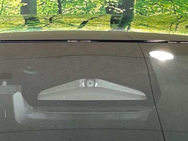 �y�g���^�Z�[�t�e�B�Z���X�z���s���ɑO���̎ԗ�����F�����A�Փ˂������Ȏ��͌x��ƃu���[�L�ŏՓˉ���Ɣ�Q�y�����A�V�X�g�B�����S�Ƀh���C�u�����y���݂��������܂��B