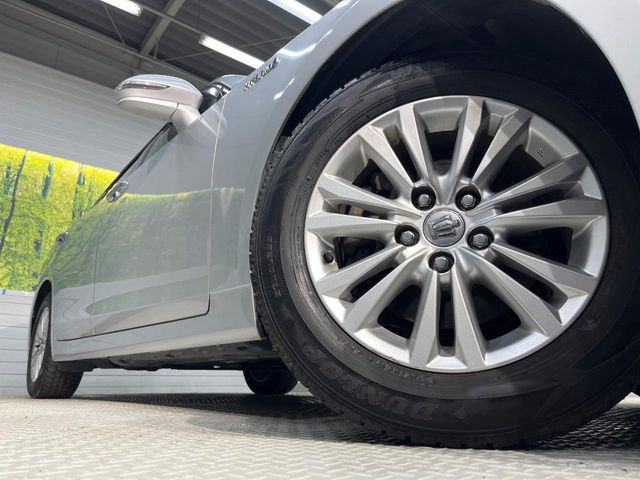 �y����16�C���`�A���~�z�C�[���z�O�ςɃ}�b�`���������A���~�z�C�[���𑕒����Ă���܂��B�e��ЊO�A���~�z�C�[����A�X�^�b�h���X�^�C�����戵�����Ă���܂��B���񂲑��k����������