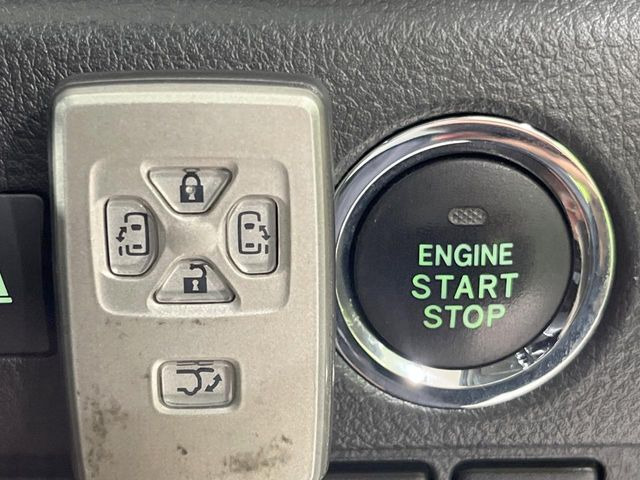 �y�X�}�[�g�L�[�z�J�o����|�P�b�g�ɓ��ꂽ�܂܂ł��h�A�̎{���E�������\�ȃX�}�[�g�L�[�𑕔��B�G���W���̃I���E�I�t�����J�M�����o���K�v����������Ƃ��Ă��֗��ł���