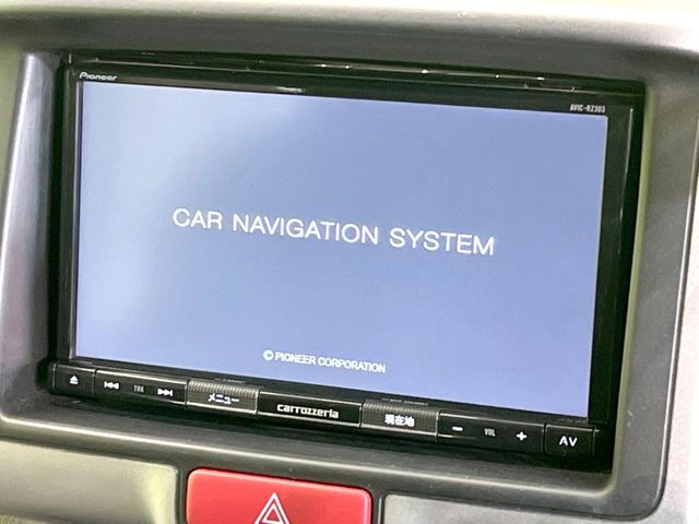 �y�i�r�Q�[�V�����z�g���₷���i�r�ŖړI�n�܂ł�������ē����Ă���܂��B�e��I�[�f�B�I�Đ��@�\���[�����Ă���A���Ԃ̉^�]������Ɋy�����Ȃ�܂�!!