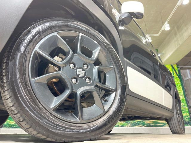 �y16�C���`�A���~�z�C�[���z�O�ςɃ}�b�`�����A���~�z�C�[���𑕒����Ă���܂��B�e��A���~�z�C�[����A�X�^�b�h���X�^�C�����戵�����Ă���܂��B���񂲑��k����������