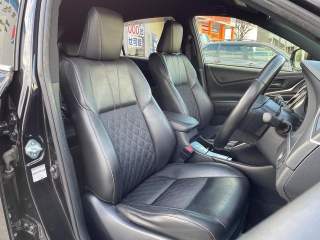 �y�n�[�t���U�[�V�[�g�z�������ƍ���S�n�𗼗������l�C�̃V�[�g���w�ʁE���ʂ̃t�@�u���b�N�f�ނ́A�ʋC���̗ǂ��⊊��ɂ����ɗD��Ă��܂��B�C���╞���ɍ��E���ꂸ���K�ɂ���肢�������܂��B