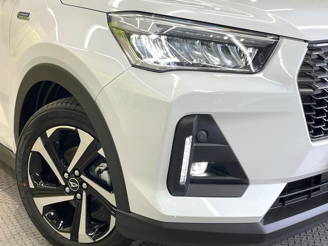 �yLED�w�b�h���C�g�z���V����ԑ��s�����ǍD�Ȏ��E���m�ۂ����S���ĉ^�]�ł��鍂�P�xLED�w�b�h���C�g�𑕔�!�_�����x�������A����d�͂��}�����Ă��܂��B