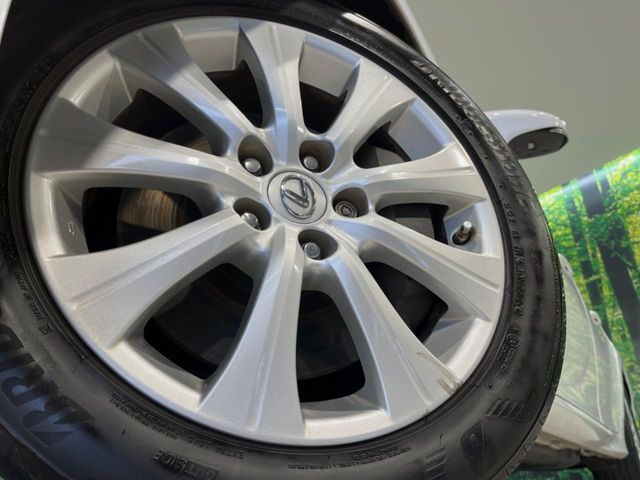 �y����17�C���`�A���~�z�C�[���z�O�ςɃ}�b�`���������A���~�z�C�[���𑕒����Ă���܂��B�e��ЊO�A���~�z�C�[����A�X�^�b�h���X�^�C�����戵�����Ă���܂��B���񂲑��k����������