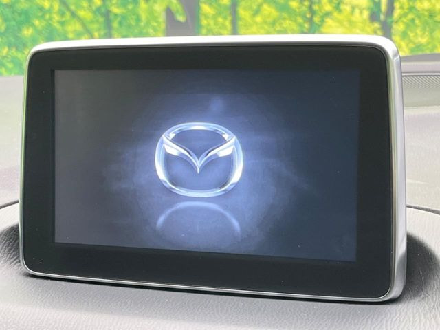 �y�}�c�_�R�l�N�g�i�r�z�ԓ��̕��͋C�Ƀ}�b�`������̌^�^�C�v�̃i�r�B�e����q�ݒ��Bluetooth�Đ����A�l�X�ȋ@�\���y���߂܂��B�����I�ȃ_�C�������삪�\�ŁA�g��������ǍD�ł��B