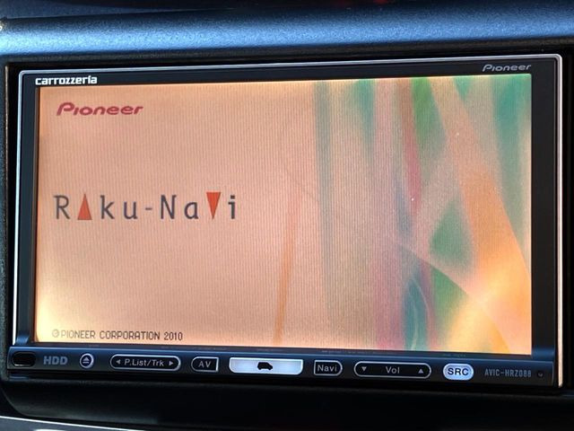 ���ЊO�������[�i�r�t���ԗ��ł��̂ŁA�h���C�u�����S�ł����������e��ŐV�i�r������]�̂��q�l�̓X�^�b�t�܂ł����k��������