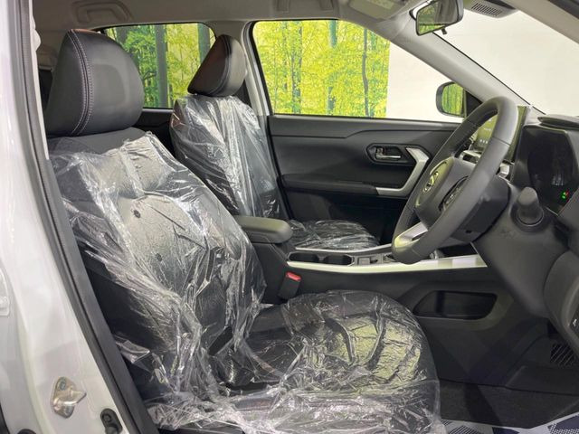 �y�n�[�t���U�[�V�[�g�z�������ƍ���S�n�𗼗������l�C�̃V�[�g���w�ʁE���ʂ̃t�@�u���b�N�f�ނ́A�ʋC���̗ǂ��⊊��ɂ����ɗD��Ă��܂��B�C���╞���ɍ��E���ꂸ���K�ɂ���肢�������܂��B