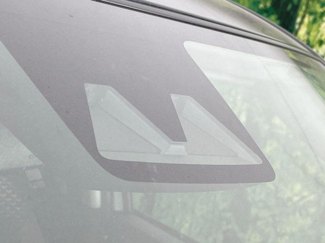 �y�X�}�[�g�A�V�X�g�z���s���ɑO���̎ԗ�����F�����A�Փ˂������Ȏ��͌x��ƃu���[�L�ŏՓˉ���Ɣ�Q�y�����A�V�X�g�B�����S�Ƀh���C�u�����y���݂��������܂��B