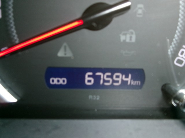 ヴォクシー2.0 ZS 4WD