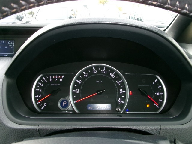 ヴォクシー2.0 ZS 4WD