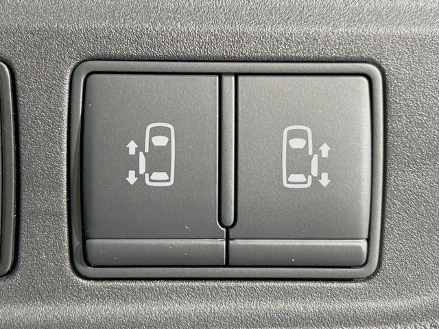 �y�����p���[�X���C�h�h�A�z�X�}�[�g�L�[��^�]�Ȃ̃X�C�b�`�Ō�ȗ����X���C�h�h�A�̊J���\���d��������͂����ăh�A���J����K�v�������A�����Ȃ��q�l�ł��ȒP�ɊJ���߂ł����K�ł���