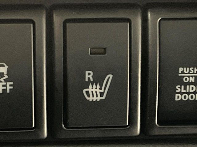 �y�V�[�g�q�[�^�[�z�������ɏd�󂷂�V�[�g�q�[�^�[!�G�A�R����葁�����܂��Ă����̂Ŋ�����̐l�����S�ł��ˁ�G�A�R���̉����͊������邩����A�Ƃ������ɂ����������߂ł��B