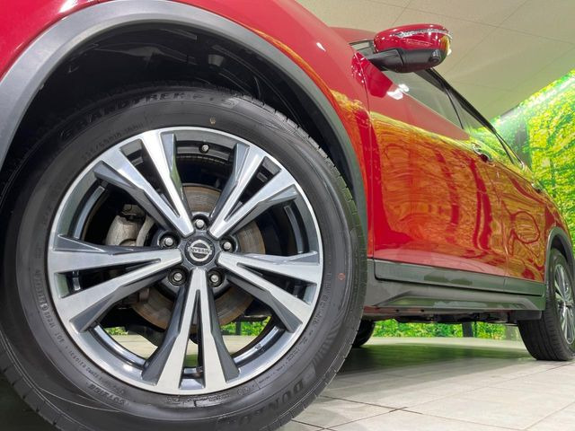 �y����18�C���`�A���~�z�C�[���z�O�ςɃ}�b�`���������A���~�z�C�[���𑕒����Ă���܂��B�e��ЊO�A���~�z�C�[����A�X�^�b�h���X�^�C�����戵�����Ă���܂��B���񂲑��k����������