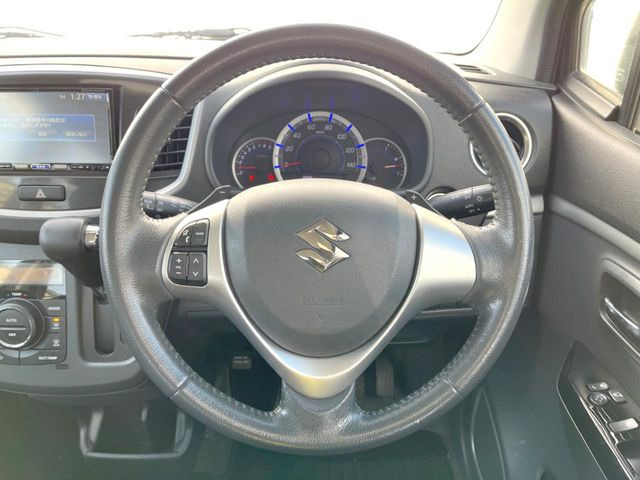 �y�����v�����X�e�A�����O�z�㎿�Ȋv���g�p���邱�ƂŁA��ɂ����������݂ƂĂ��^�]���₷���n���h���ł���