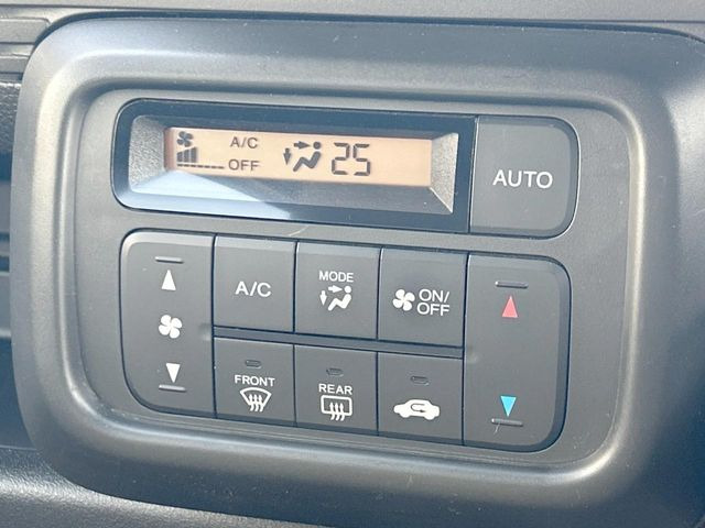 �y�I�[�g�G�A�R���z��x���D�݂̉��x�ɐݒ肷��΁A�ԓ��̉��x�����m�����ʂ≷�x�������Œ����B����&hellip;����&hellip;�Ɖ��x���X�C�b�`���������K�v�͂���܂���B���K�Ȏԓ���Ԃɂ͕K�{�̋@�\�ł��ˁ�