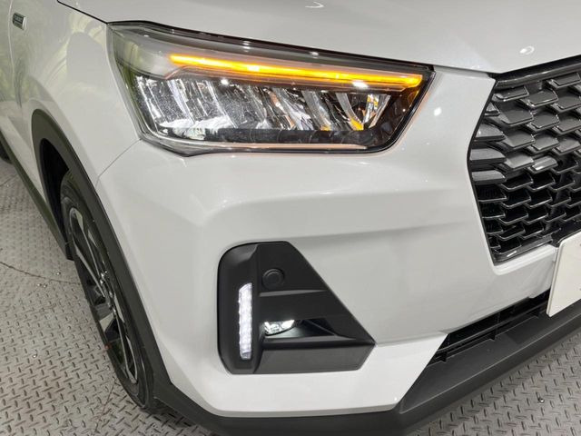 �y�V�[�P���V�����^�[�������v�t��LED�w�b�h���C�g�z�l�C�́w�����E�B���J�[�x�t����LED�w�b�h���C�g�𑕔��􍂋����͂������A�_�����͑��݊������Ղ�ő��Ԃ�����F������₷�����S�ł��B