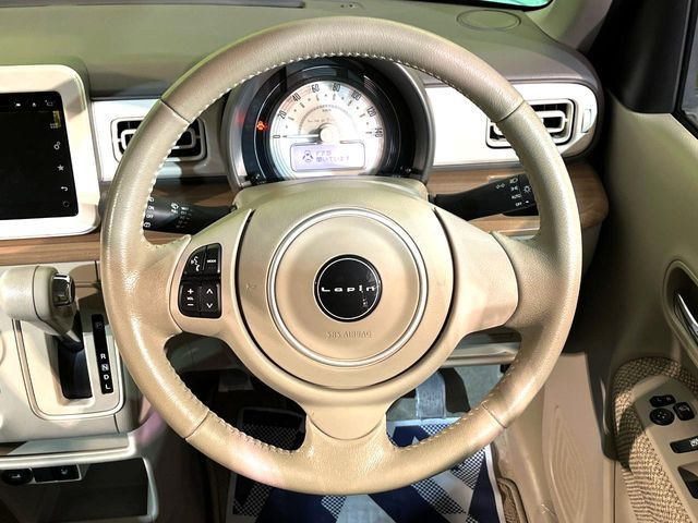 �y�����v�����X�e�A�����O�z�㎿�Ȋv���g�p���邱�ƂŁA��ɂ����������݂ƂĂ��^�]���₷���n���h���ł���