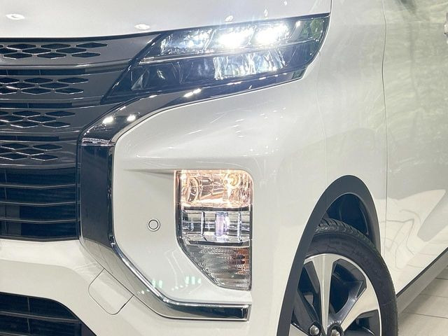 �yLED�w�b�h���C�g�z���V����ԑ��s�����ǍD�Ȏ��E���m�ۂ����S���ĉ^�]�ł��鍂�P�xLED�w�b�h���C�g�𑕔�!�_�����x�������A����d�͂��}�����Ă��܂��B