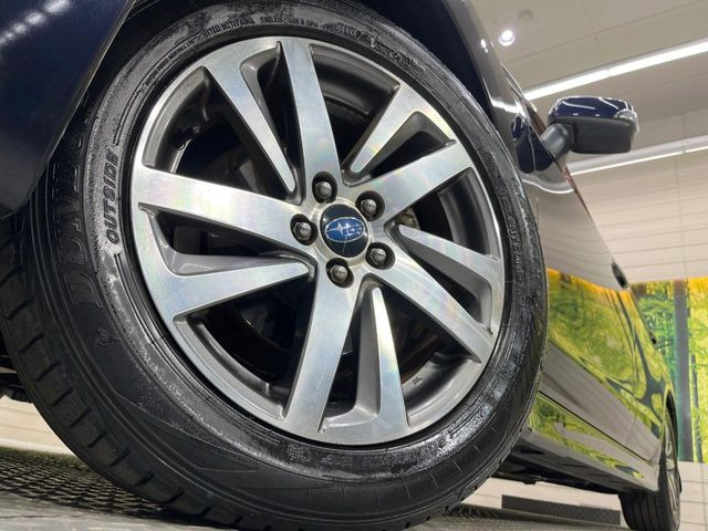 �y�����A���~�z�C�[���z�O�ςɃ}�b�`���������A���~�z�C�[���𑕒����Ă���܂��B�e��ЊO�A���~�z�C�[����A�X�^�b�h���X�^�C�����戵�����Ă���܂��B���񂲑��k����������