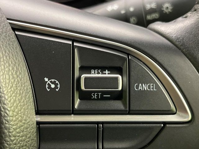 �y�N���[�Y�R���g���[���z�������H�����N���N���s�B�A�N�Z���𗣂��Ă���葬�x�ő��s���ł��A�������^�]���̕��S���y��!�����E�������ȒP�ȃX�C�b�`����Œ����ł��܂��B