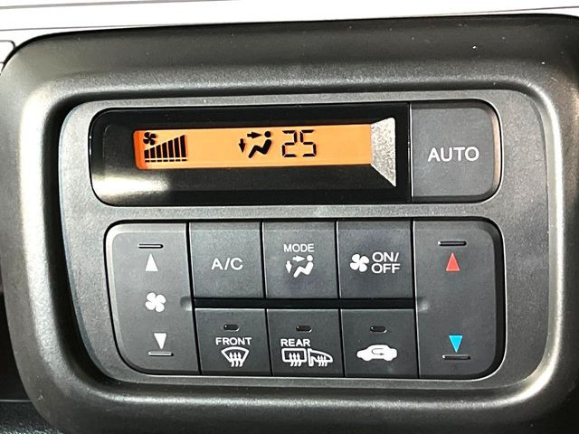 �y�I�[�g�G�A�R���z��x���D�݂̉��x�ɐݒ肷��΁A�ԓ��̉��x�����m�����ʂ≷�x�������Œ����B����&hellip;����&hellip;�Ɖ��x���X�C�b�`���������K�v�͂���܂���B���K�Ȏԓ���Ԃɂ͕K�{�̋@�\�ł��ˁ�