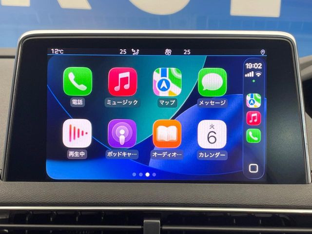 ��Apple Car Play:�X�}�z�Ƃ̗L���ڑ��ŁA�i�r�E�I�[�f�B�I�Đ��ȂǃX�}�z�̃A�v���@�\����ʂł��g����֗��@�\�ł�!