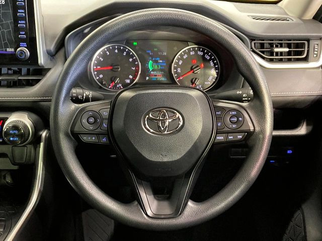 ステアリングも使用感が少なく、きれいな状態となっております♪