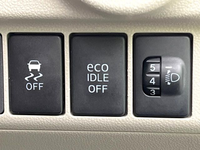 �y������h�~���u�z�ԗ��̉���������m����ƁA�����I�Ɏԗ��̐i�s������ۂ悤�Ɏԗ��𐧌䂵�܂��B�J�̓��ȂǊ���₷���H�ʏ󋵂ł����S�ȉ^�]���\�ł��B