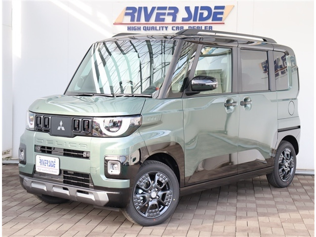 デリカミニT プレミアム デリマル パッケージ 4WD