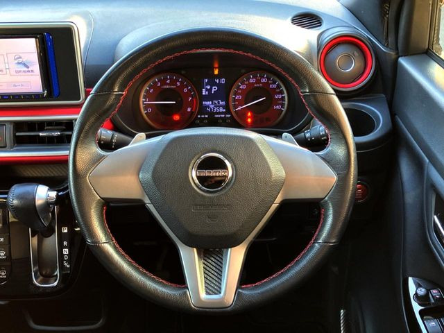 �������̊v�����n���h���ł��􍂋����̂��錩���ڂɁA�n���h�����O�̑����A����₷���������ł���