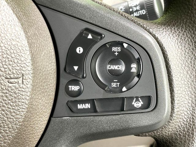 �y�A�_�v�e�B�u�N���[�Y�R���g���[���z�������H�ł̒��������s���y��!!�����ő��x��ۂN���[�Y�R���g���[�����A�Փˌy���V�X�e���ƘA�g���A�O���̎ԗ������m���ĎԊԂ�ۂ悤�ɑ��x���߂��Ă���܂�!!