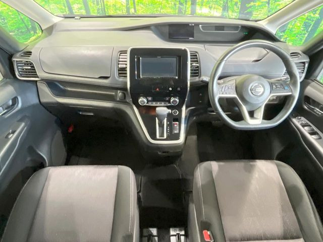 セレナ2.0 ハイウェイスター VセレクションII