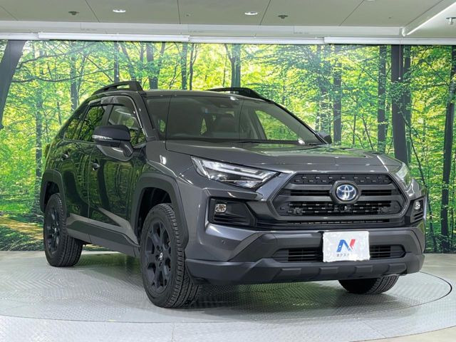 高透明度のガラス皮膜で撥水はもちろん、上質なツヤ・光沢を実現。紫外線や酸性雨から大切な愛車を保護し、色あせ・劣化を防止。「弾スプラッシュコート」、「弾プリミッサコート」からお選びいただけます。